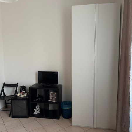 Affittacamere Home&Stazione โบโลญญา ภายนอก รูปภาพ