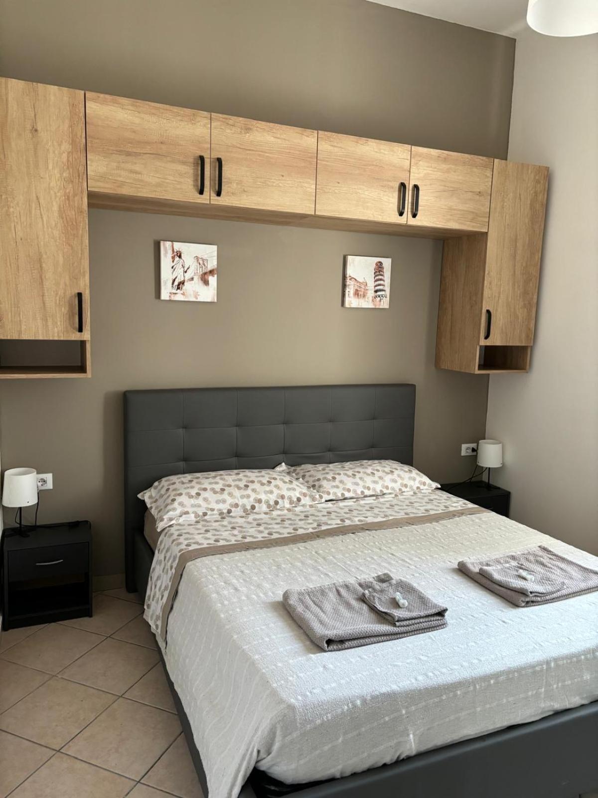 Affittacamere Home&Stazione โบโลญญา ภายนอก รูปภาพ
