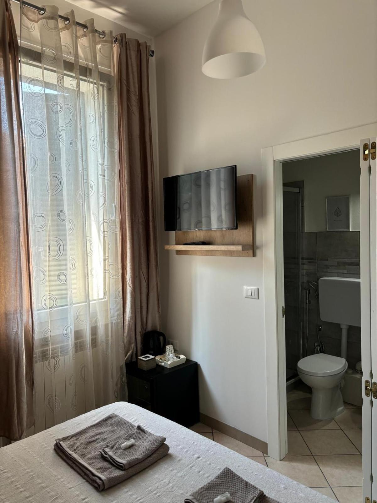 Affittacamere Home&Stazione โบโลญญา ภายนอก รูปภาพ