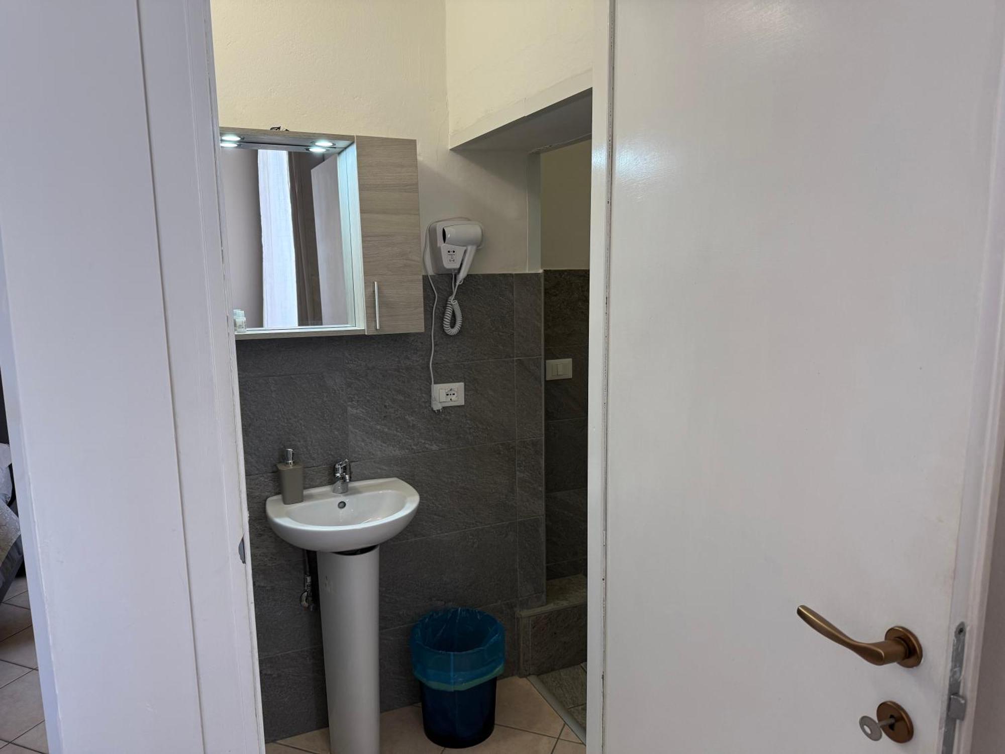 Affittacamere Home&Stazione โบโลญญา ภายนอก รูปภาพ